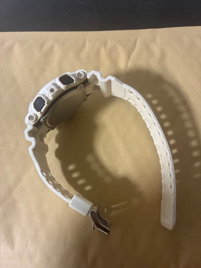 CASIO G-SHOCK White Digital Watch (Main Unit) 【USED】