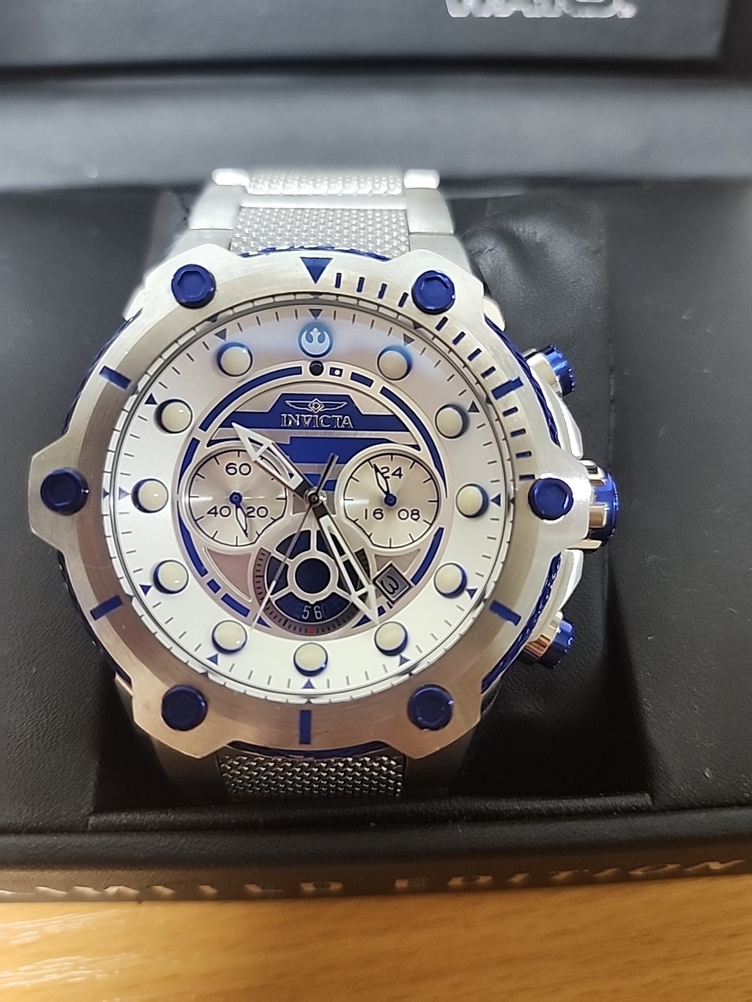 Invicta NWT Early Version Limited Edition Star Wars R2-D2 Watch