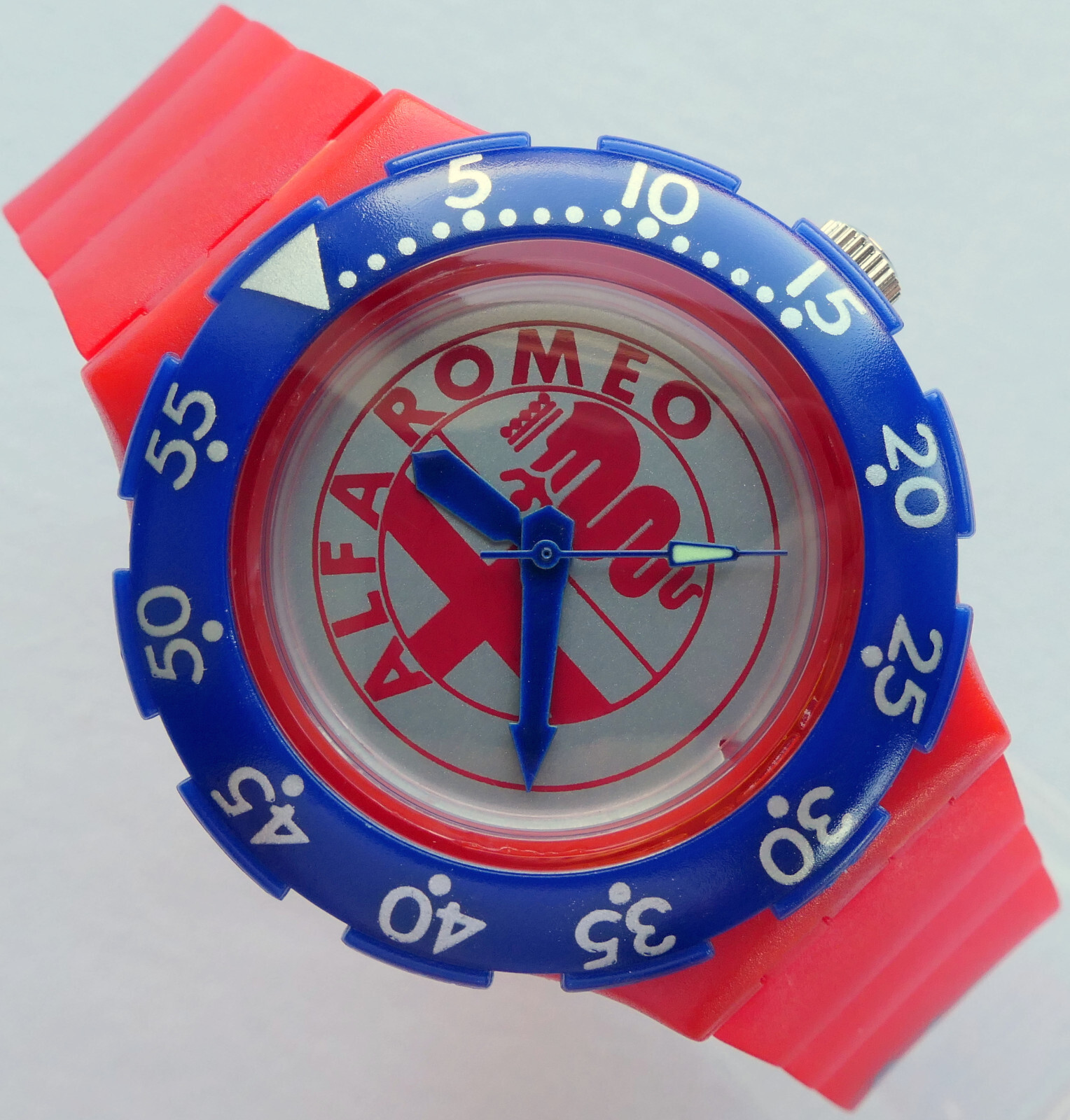 Alfa Romeo Classic Retro Logo Racing Sport Car Accessory Made in Germany Watch