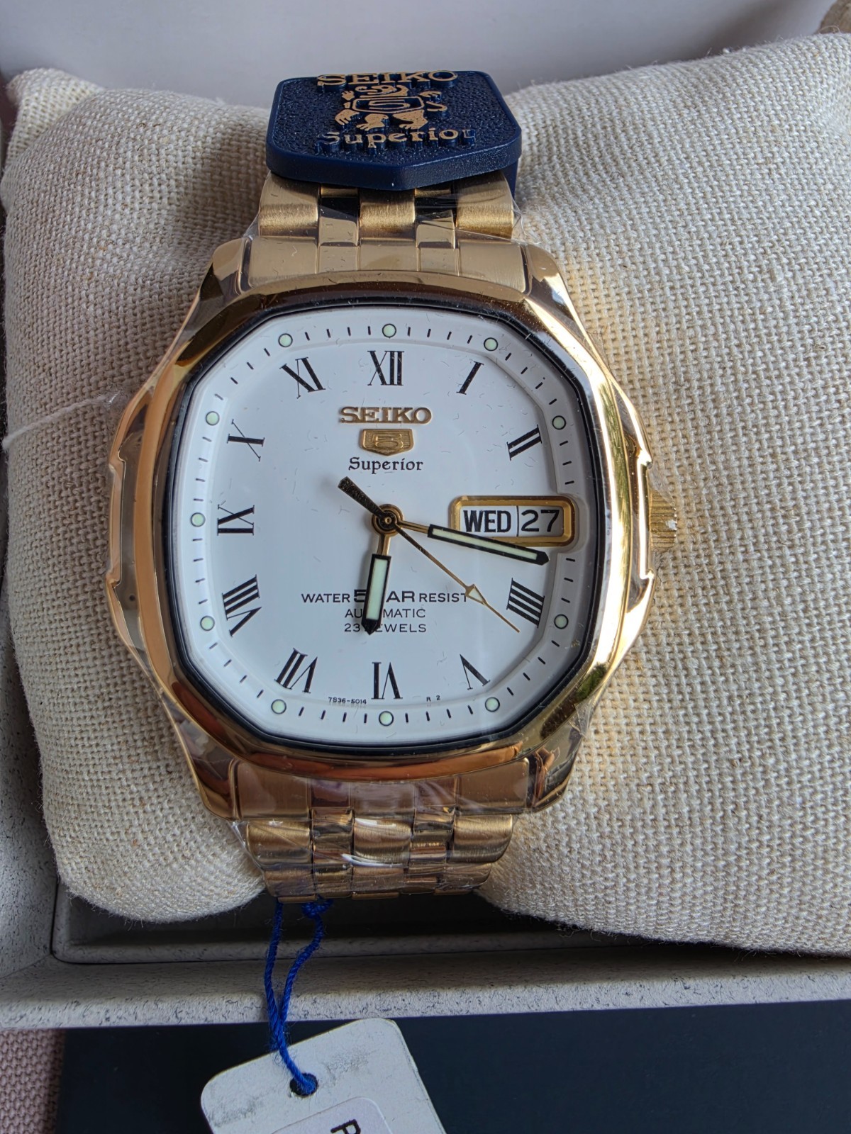 SEIKO 5 SUPERIOR SKZ046K1 Automatic Gold Watch White Dial SeikoNaut 7S36 Square