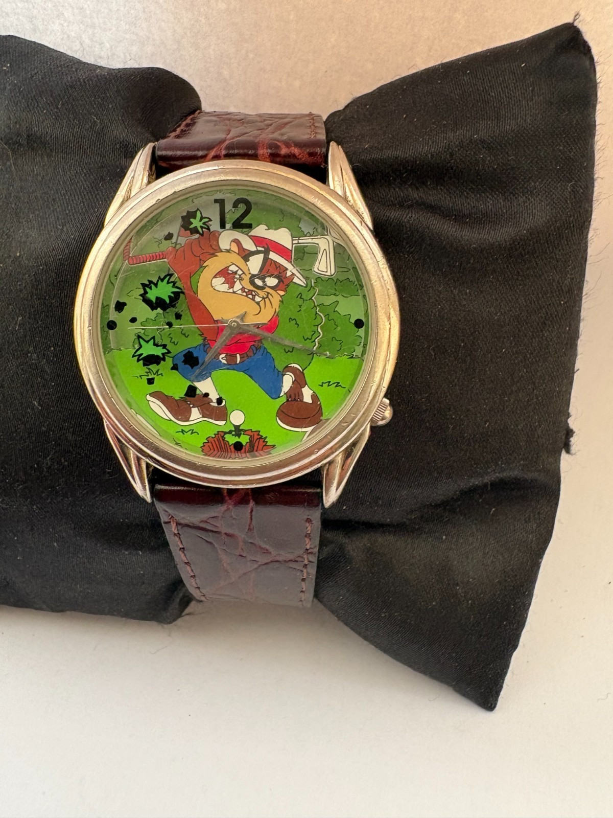 Tazmanian Devil Warner Brothers Mad Golfers Quartz Strap Watch Vintage