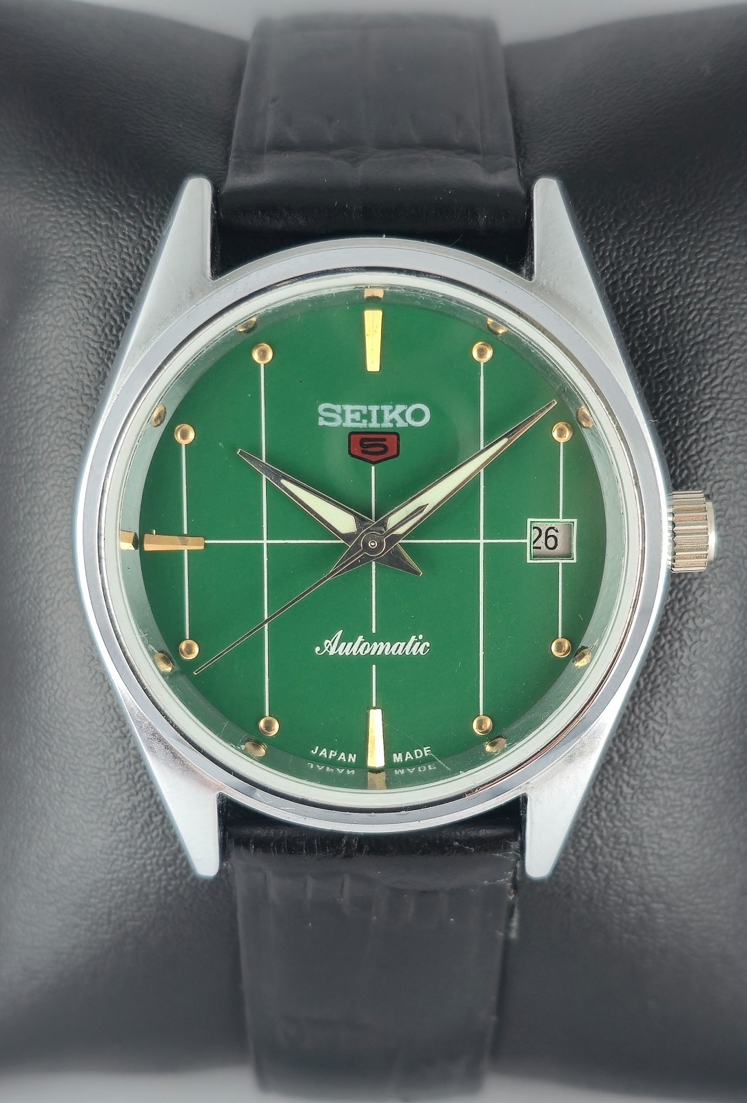 Refurbished Seiko 5 Automatic Green Dial with Day/Date Men’s Watch | 17 Jewels
