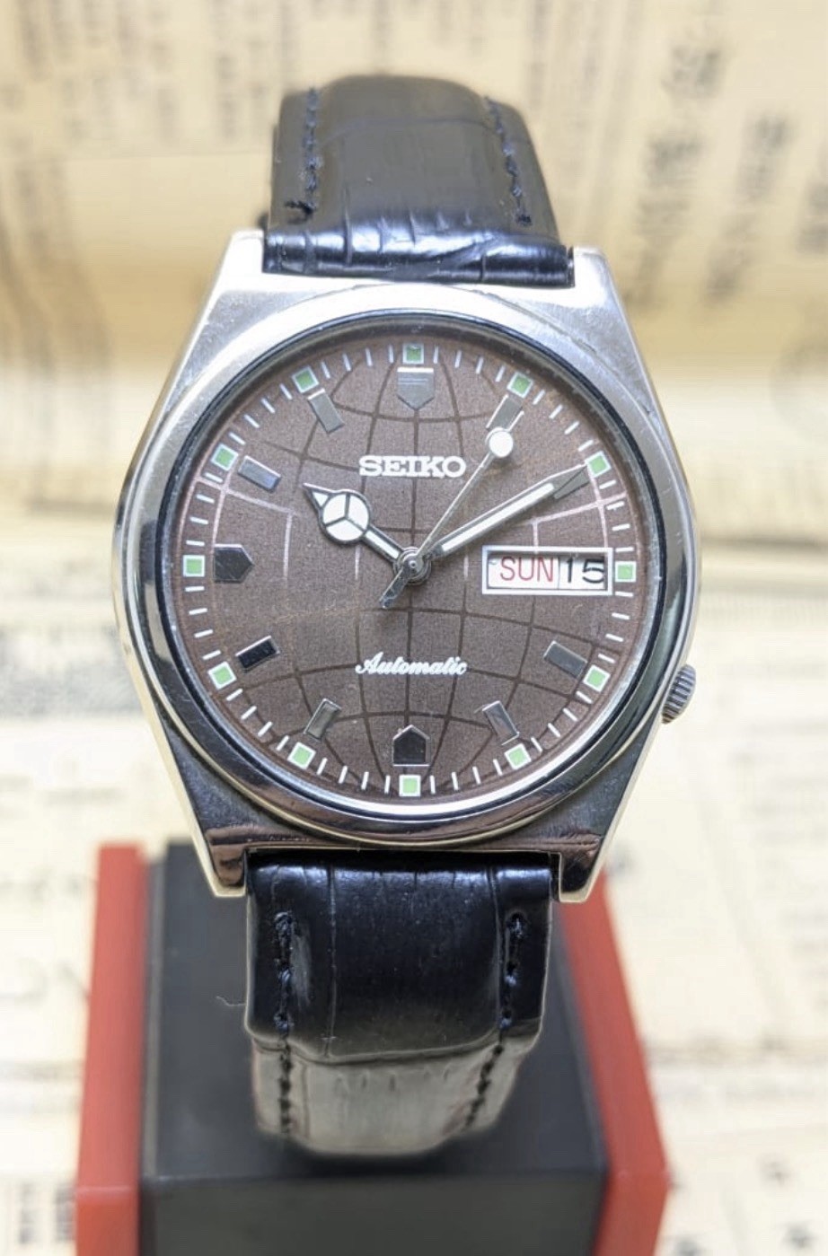 Vintage Seiko 5 Automatic 21 Jewels 7009 Mens Wristwatch Japan Made Casual Watch