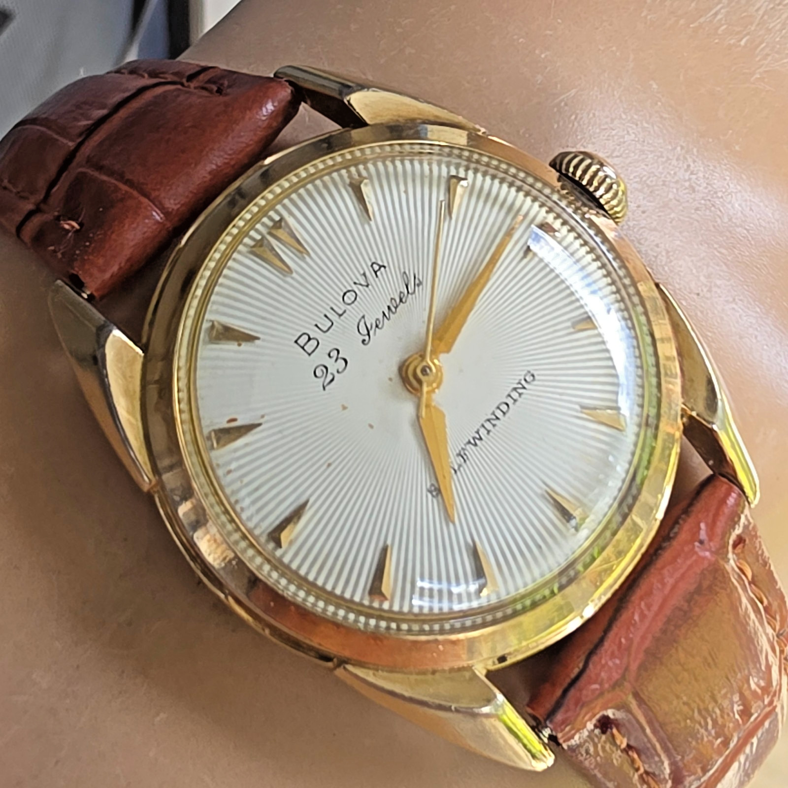 Vintage Bulova “23”men’s automatic watch 10K RGP Sunburst dial USA 1958