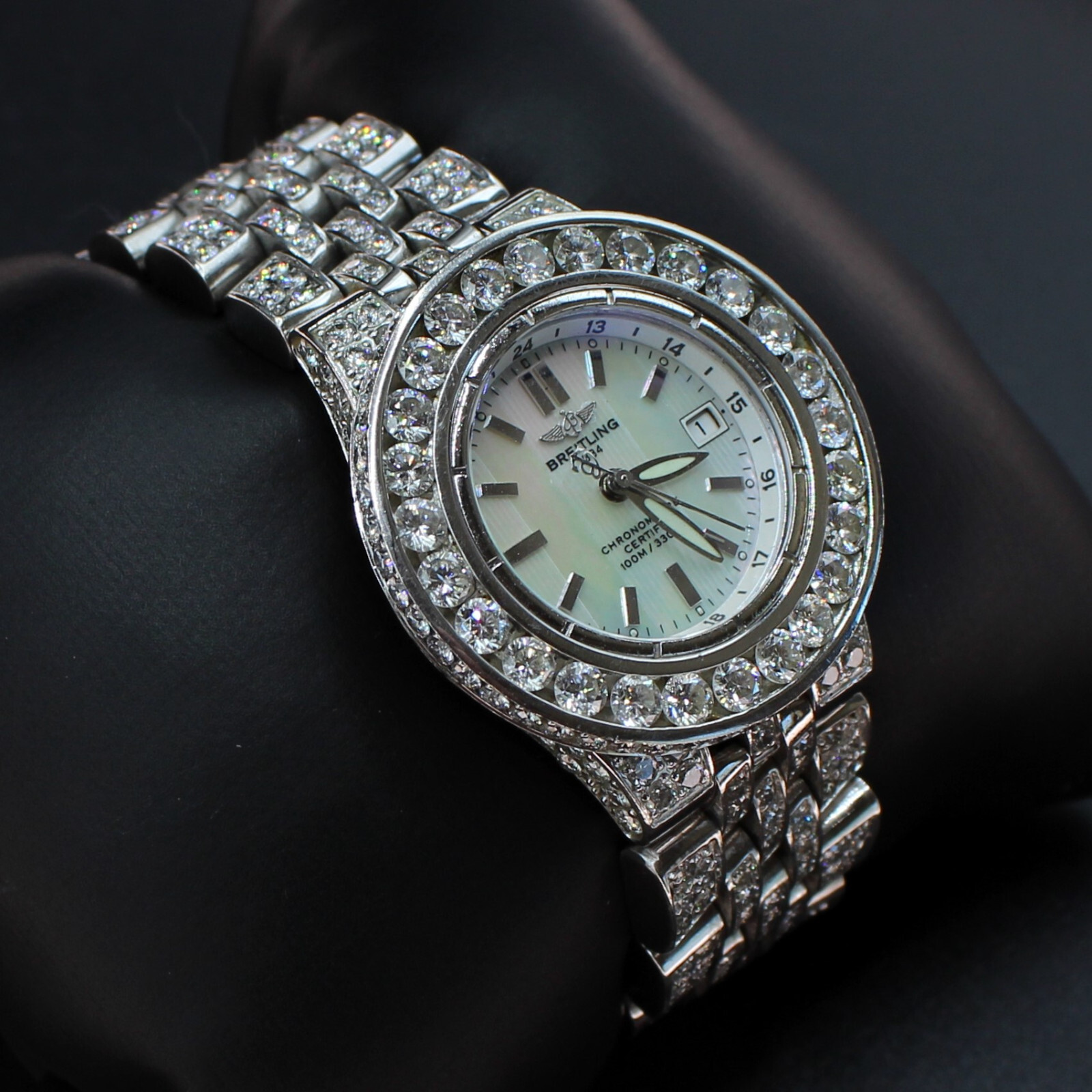 21 CARAT BUST DOWN BREITLING STARLINER WHITE MOTHER OF PEARL DIAL DIAMOND WATCH!