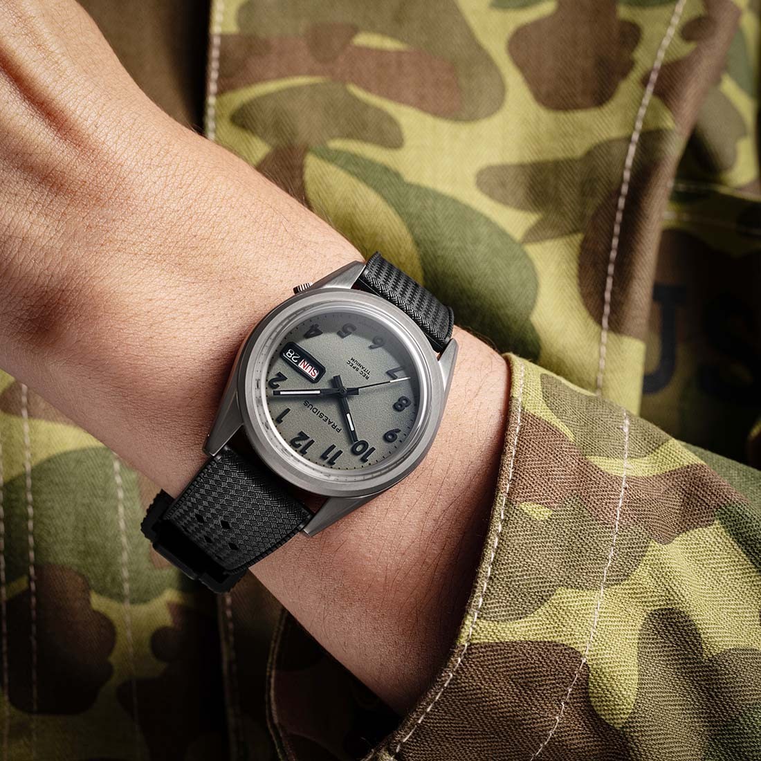 Praesidus REC SPEC Automatic Titanium Day-Date Full Light Military Men’s Watch