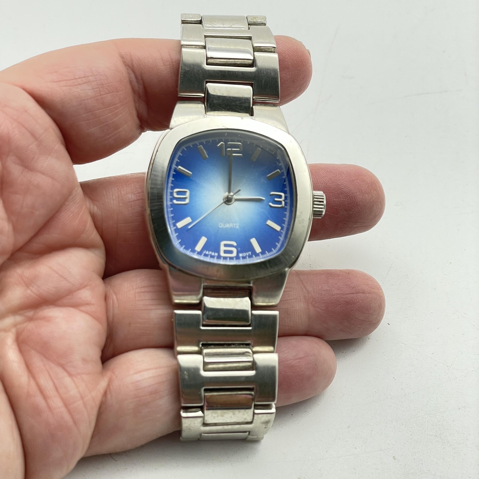 Stainless Steel Quartz Watch Mens Japan Movement F29375-1/VD SR626SW