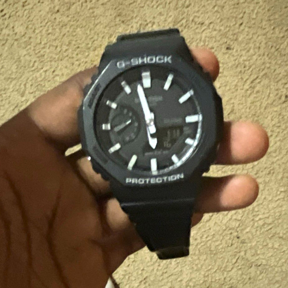 G-SHOCK GA-2100 Men’s Black Analog/Digital Shock-Resistant 200m Resin