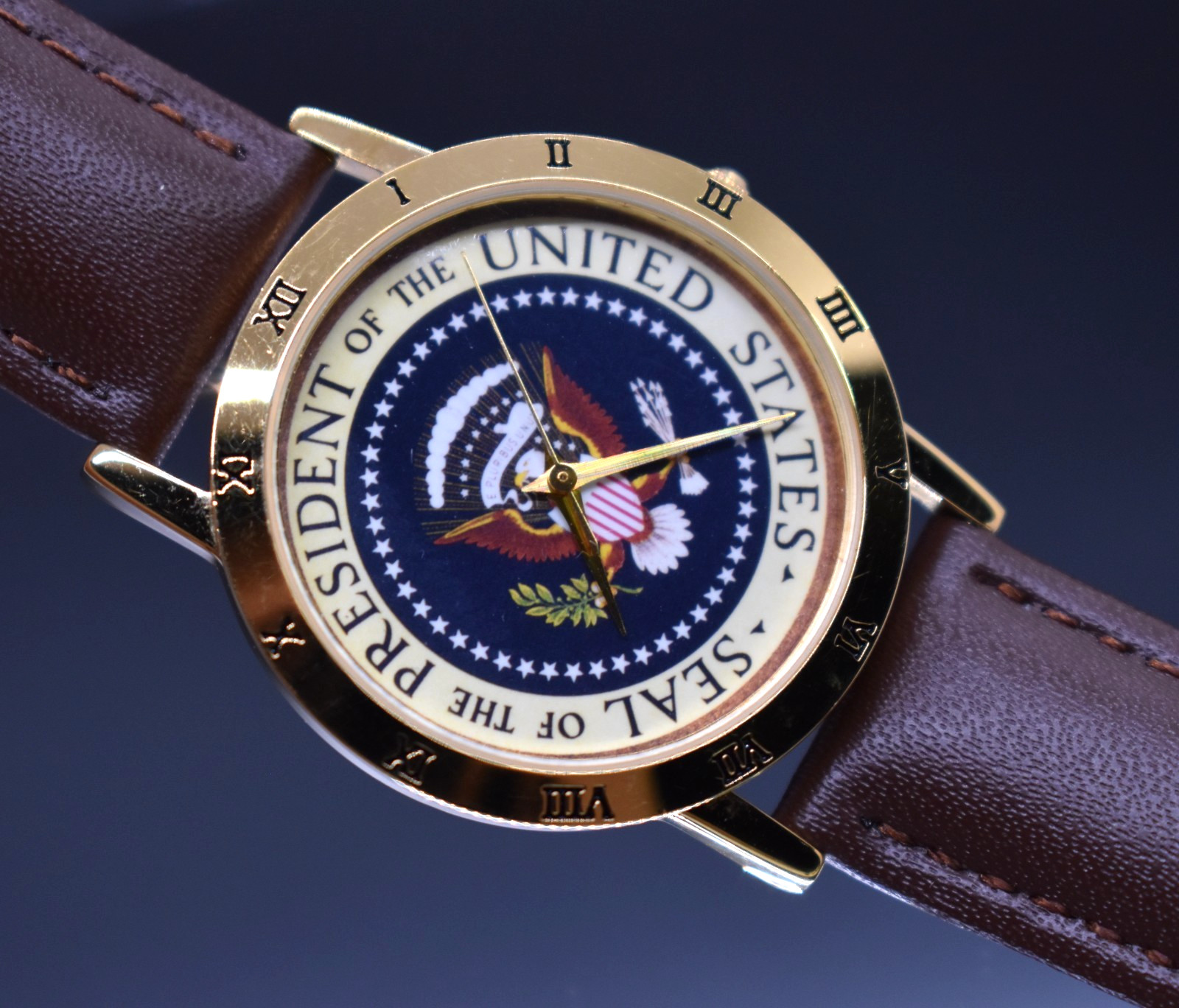 Vtg PRESIDENT of THE UNITED STATES Seal Watch Men Leather NEW BATTERY & BAND