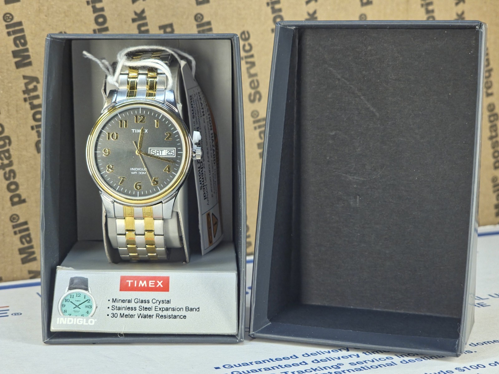 Timex T26481, Easy Reader, Men’s, 2-Tone Expansion, Day/Date, Indiglo.
