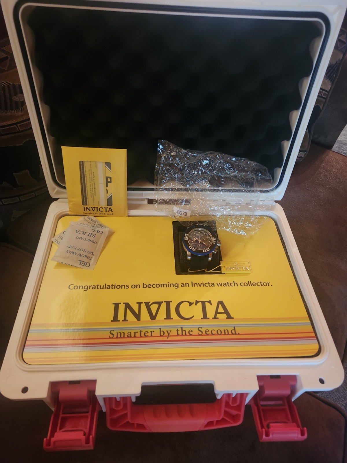 Invicta 2016 mens watch,Original,Papers,and Box