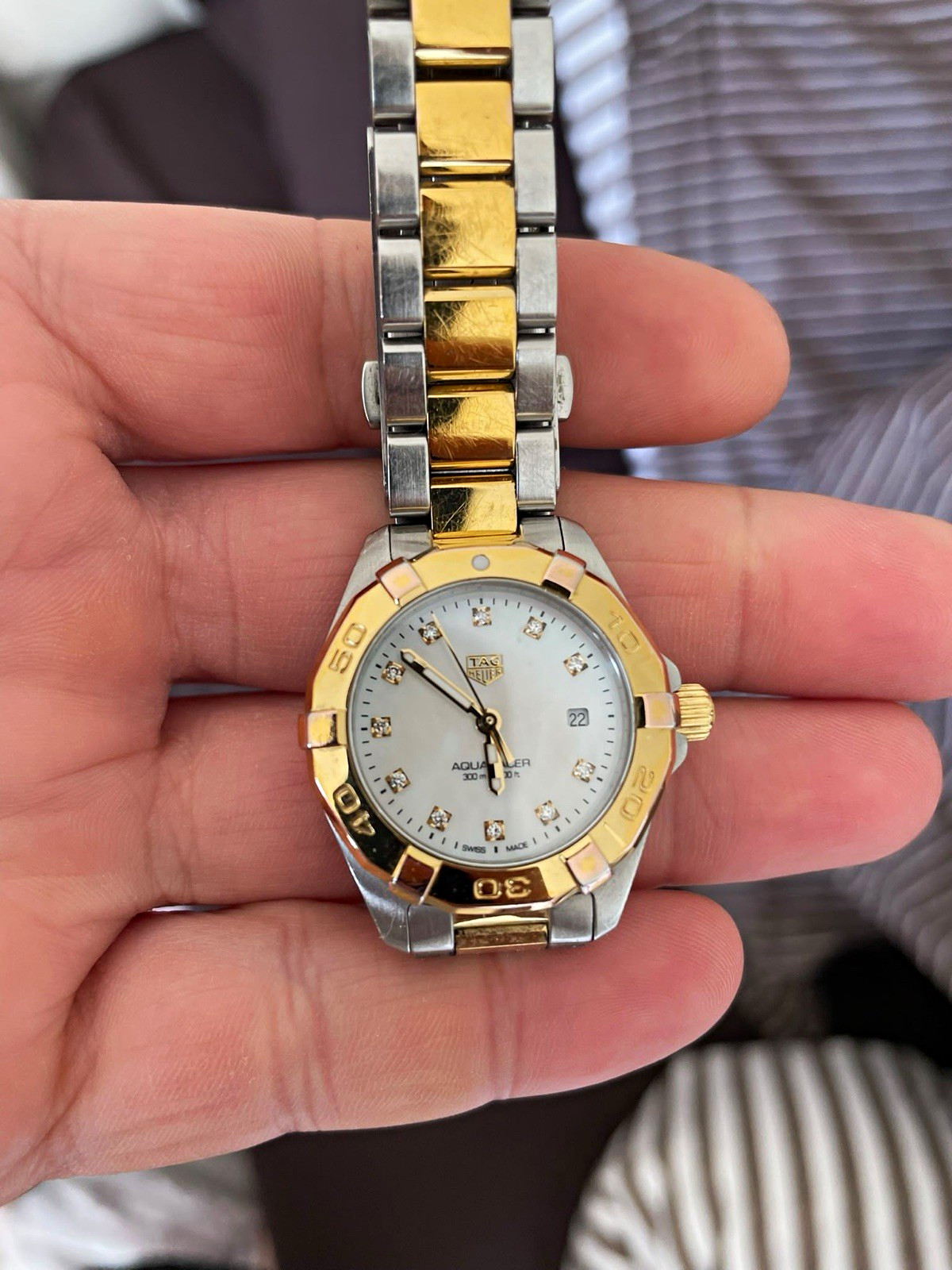 TAG Heuer Aqua-racer 28mm Two-Tone Quartz White Dial Diamond 300m box and papers