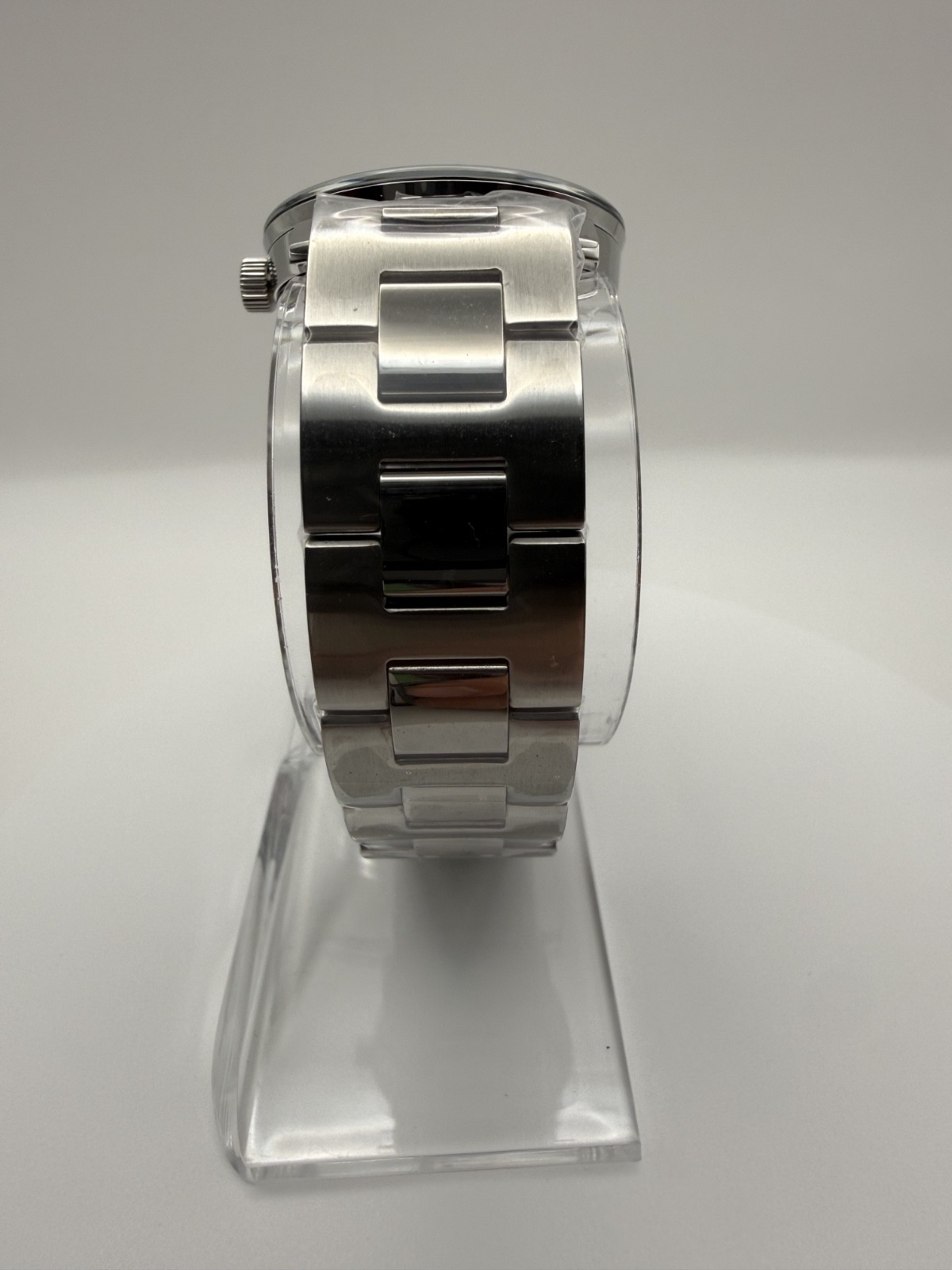 VERSACE VE8I00424 from the V-Code collection 36mm.
