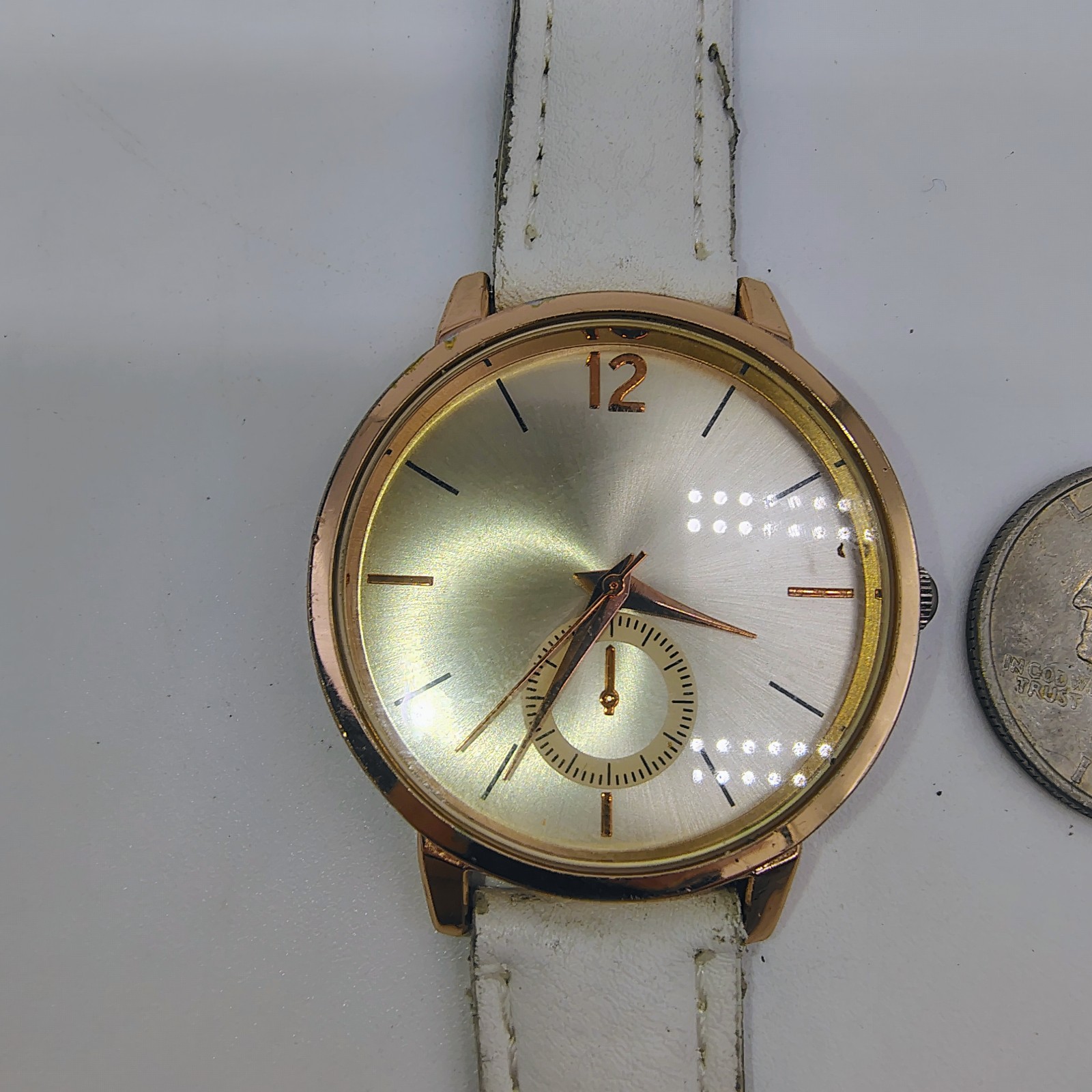 Rose Gold Woman’s Watch White Leather Band SR626SW NEW BATTERY