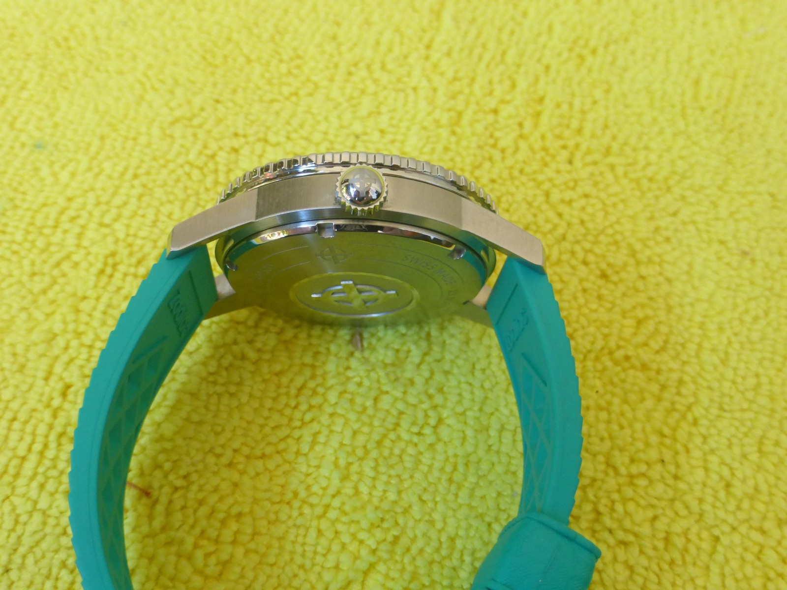 Zodiac Super Sea Wolf Automatic Dive Watch, Green Dial