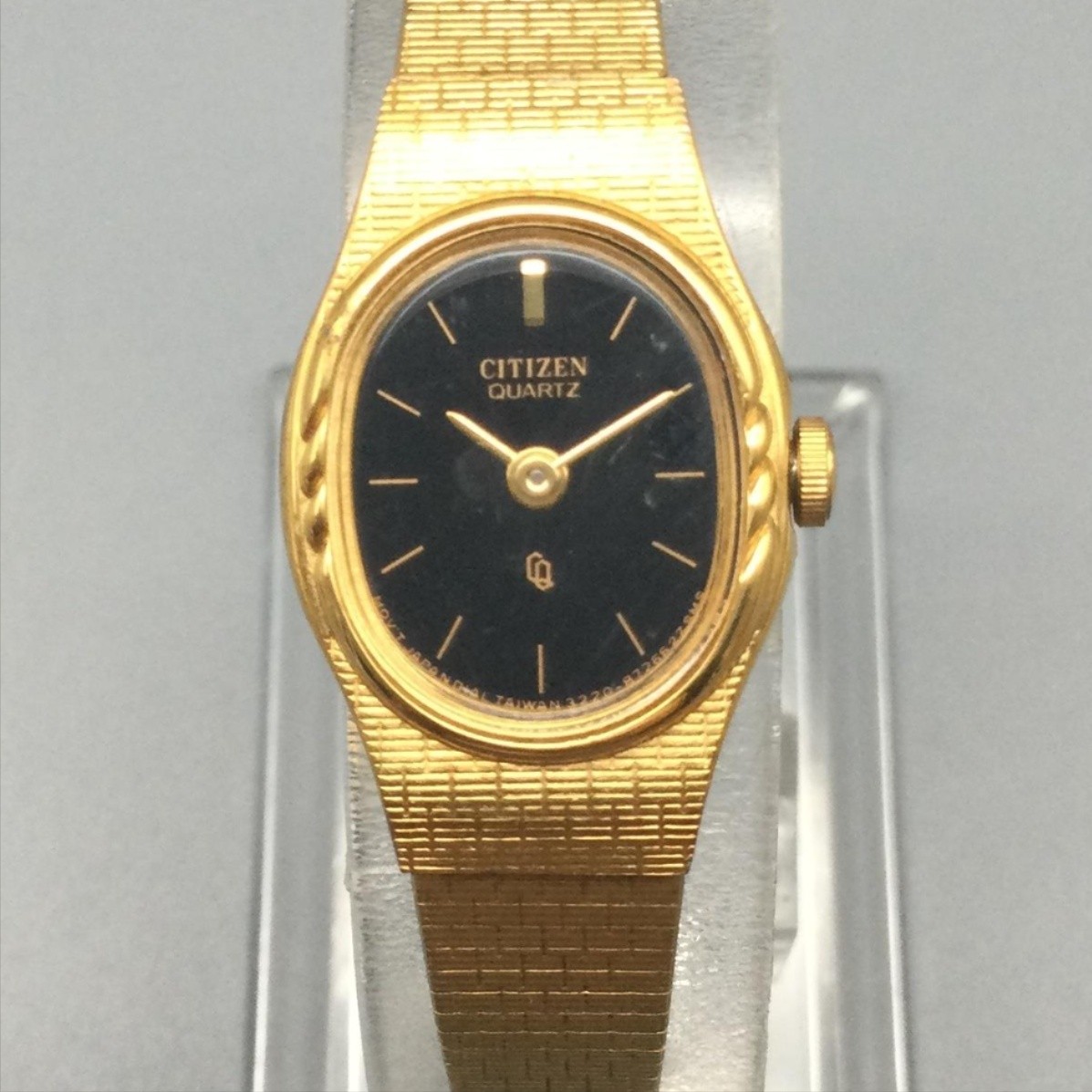 Vintage Citizen Womens Watch 15mm Black Dial Gold Tone 3220-898486 6.25″