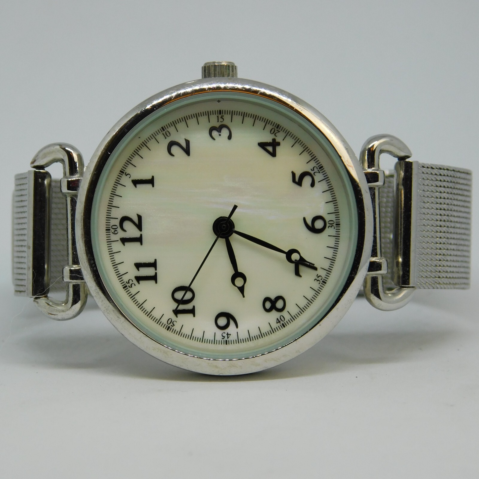 ACCUTIME WATCH CORP. WAC8612KL Silver Tone Quartz Women’s Watch New Battery