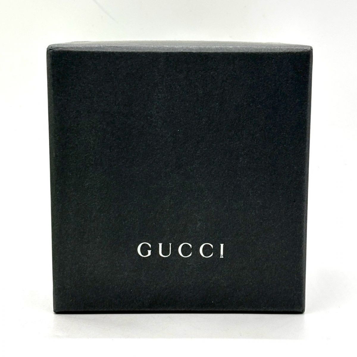 GUCCI Watch Sync Interlocking Sherry Line Rubber Quartz 137.3 White From Japan
