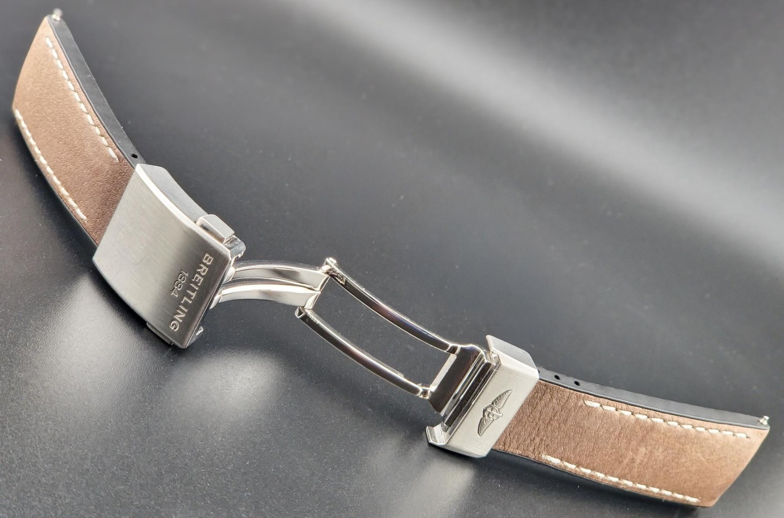Breitling 295S Brown Leather/Rubber Strap 24mm w/Deployant Clasp