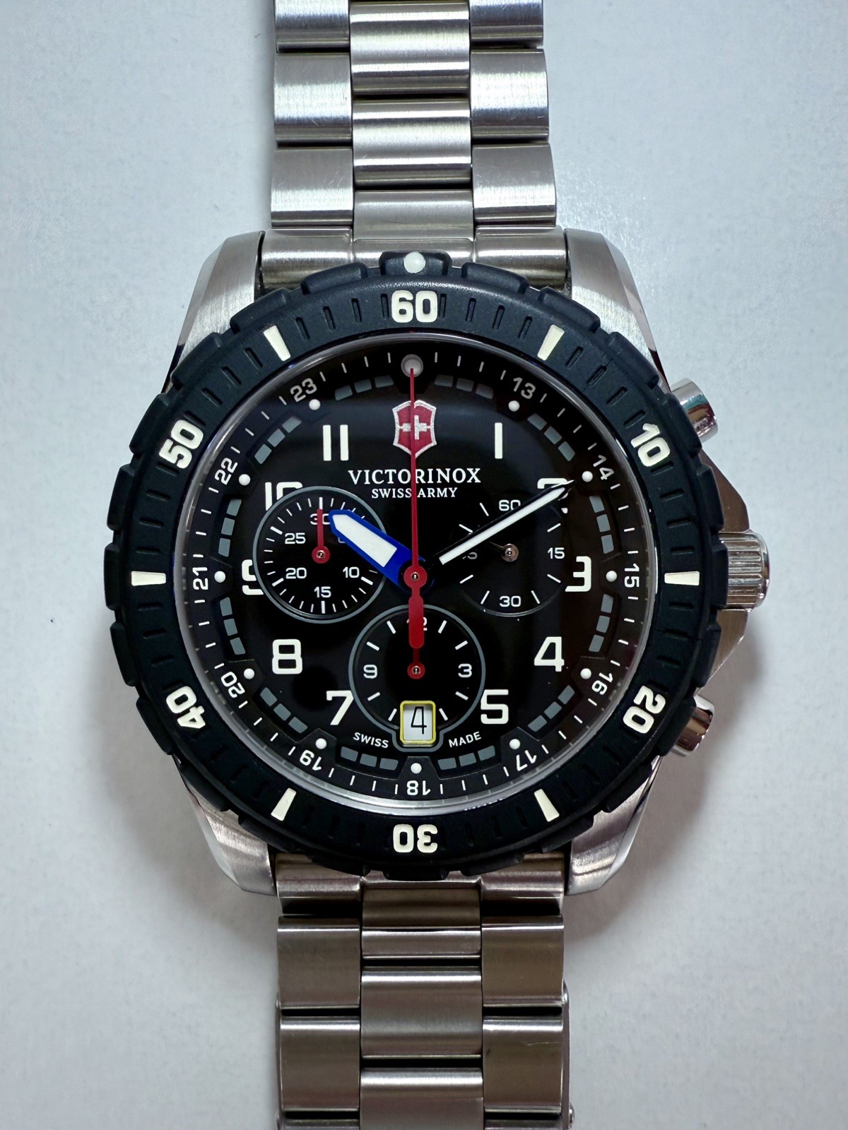 Victorinox Swiss Army Maverick Sport Chronograph 241679 Black Dial Full Set