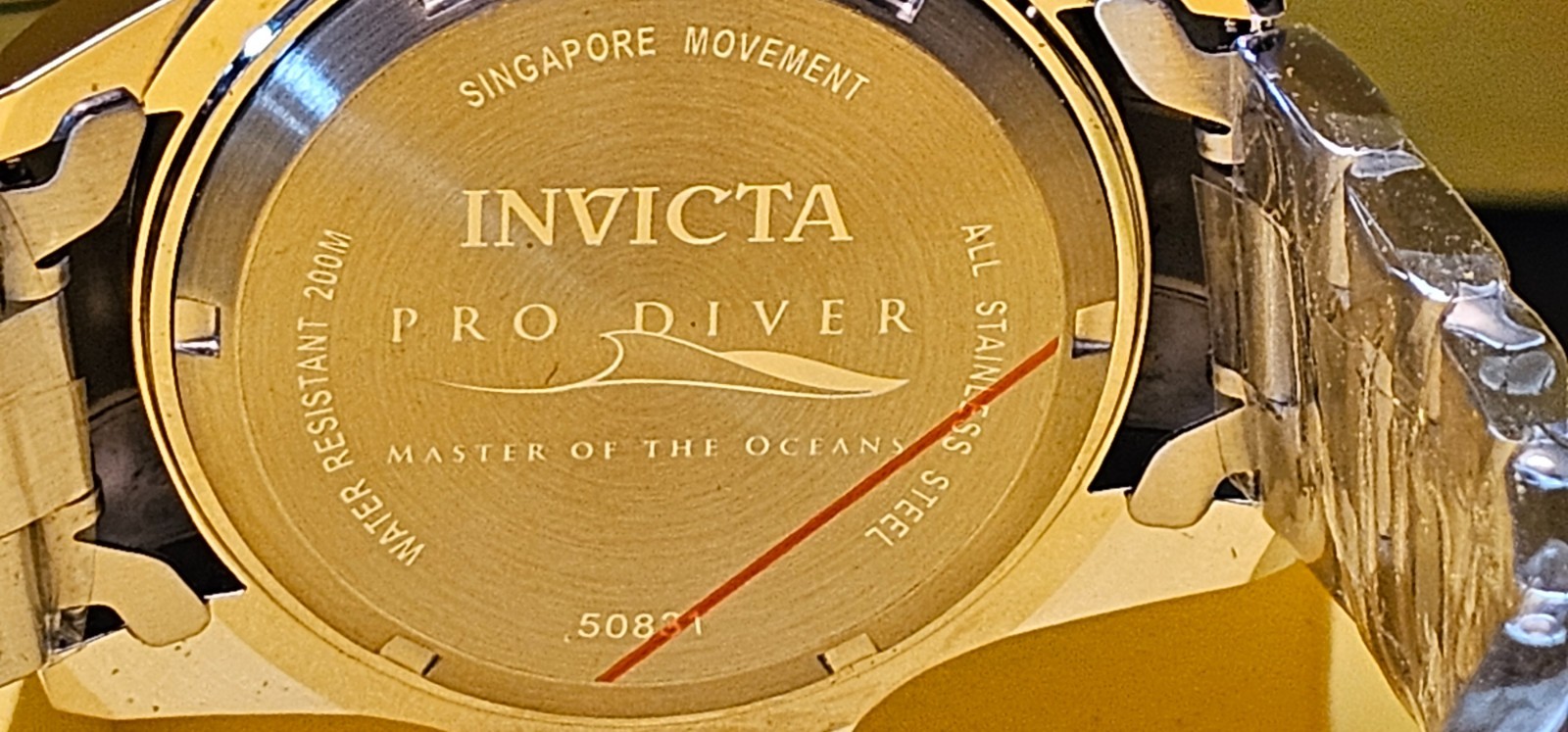 Invicta Pro Diver Men “Pepsi Dial” Model 50831 42mm