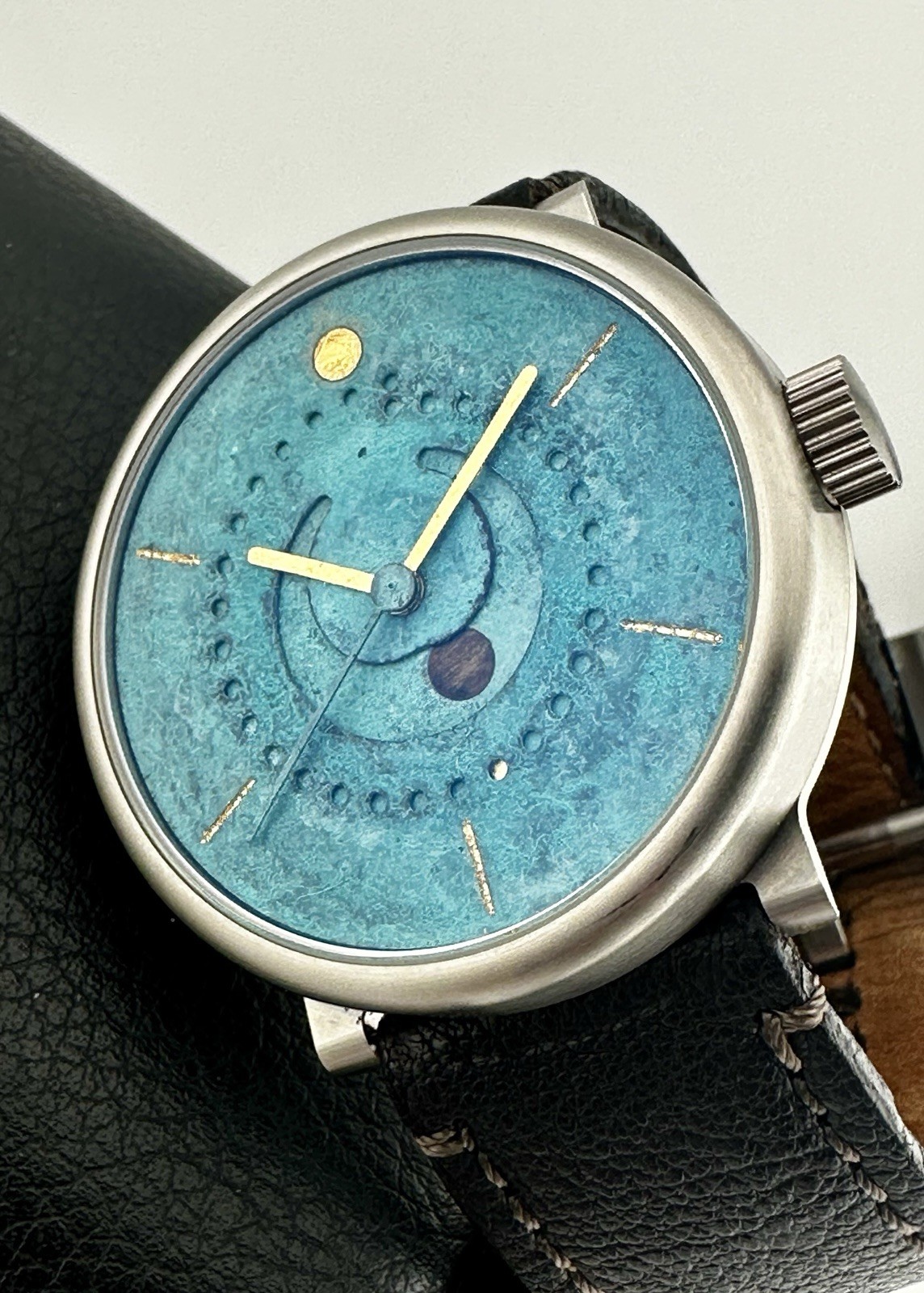 OCHS UND JUNIOR SELENE NEBRA 2023 Special Edition Moon Phase 42mm Titanium Auto