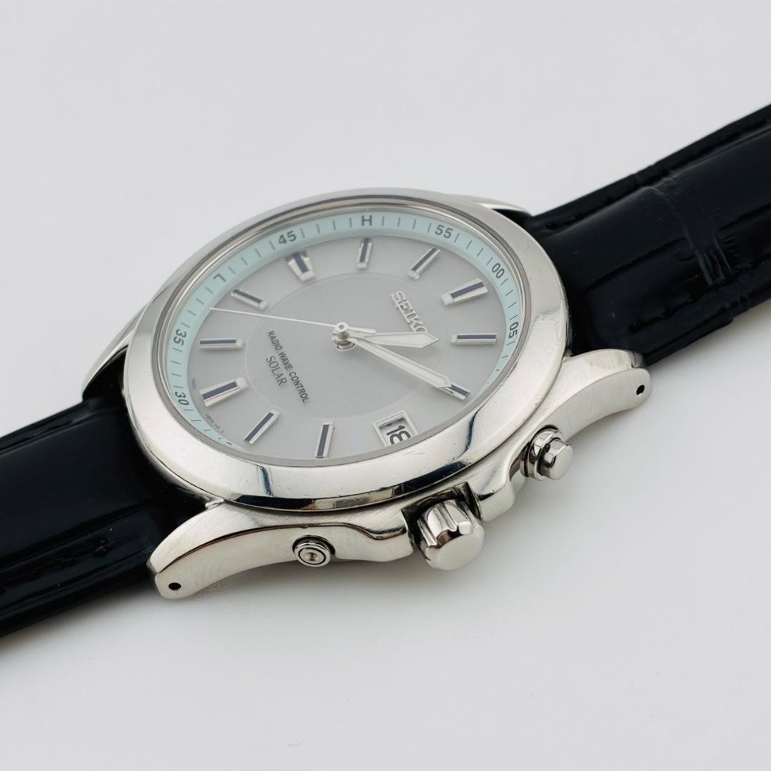 Seiko 7B22-0AY0 Solar Radio-Controlled Analog Wristwatch From Japan
