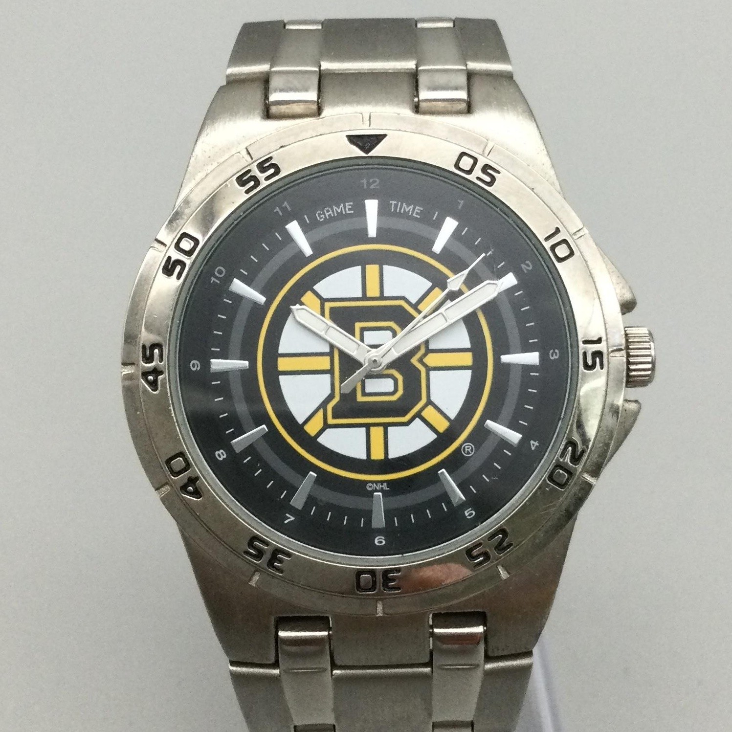 Boston Bruins NHL Mens Watch 40mm Stainless Steel Game Time New Battery 7.25″
