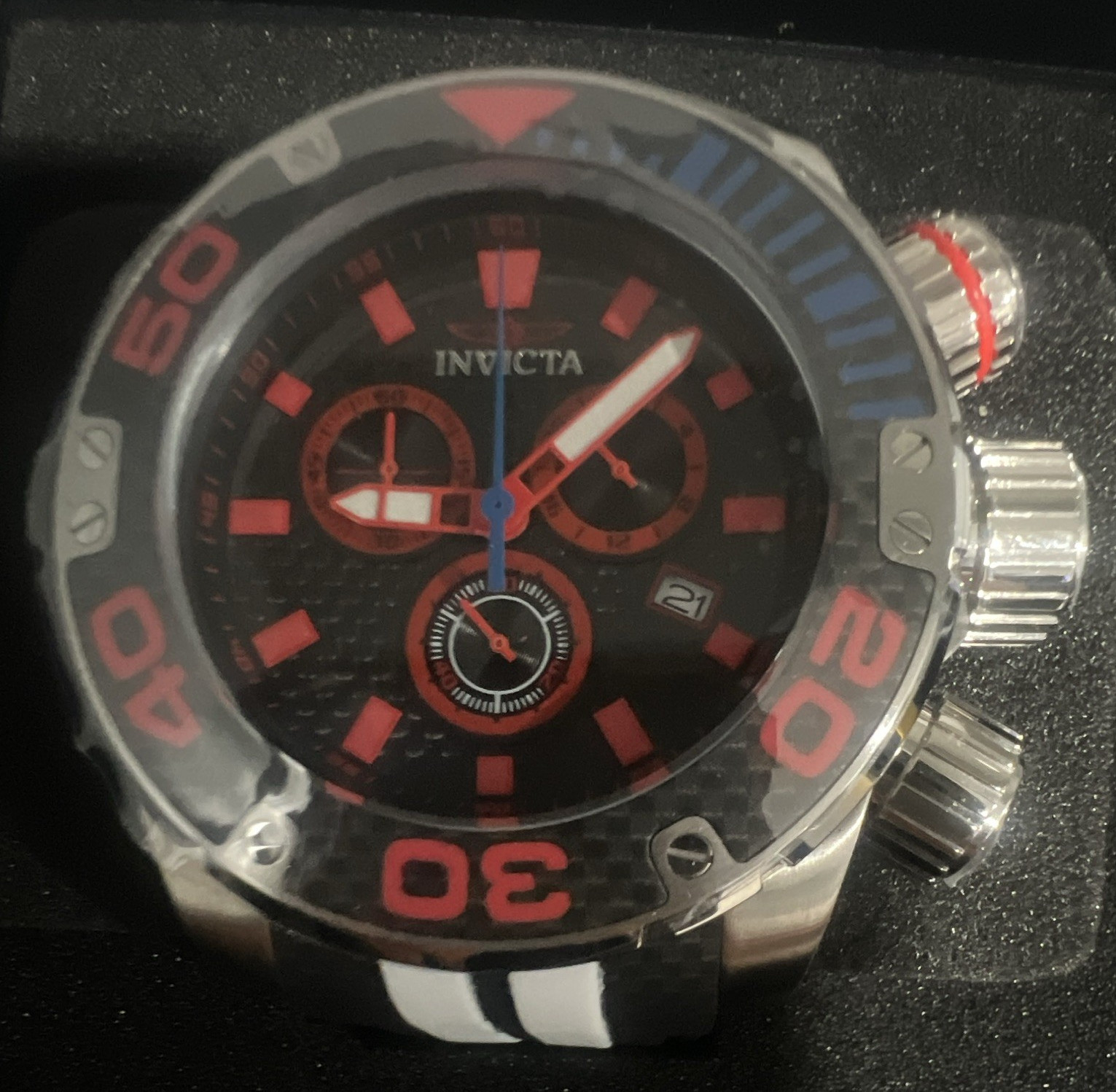 Invicta Sea Hunter Carbon Fiber 52 mm model 48992