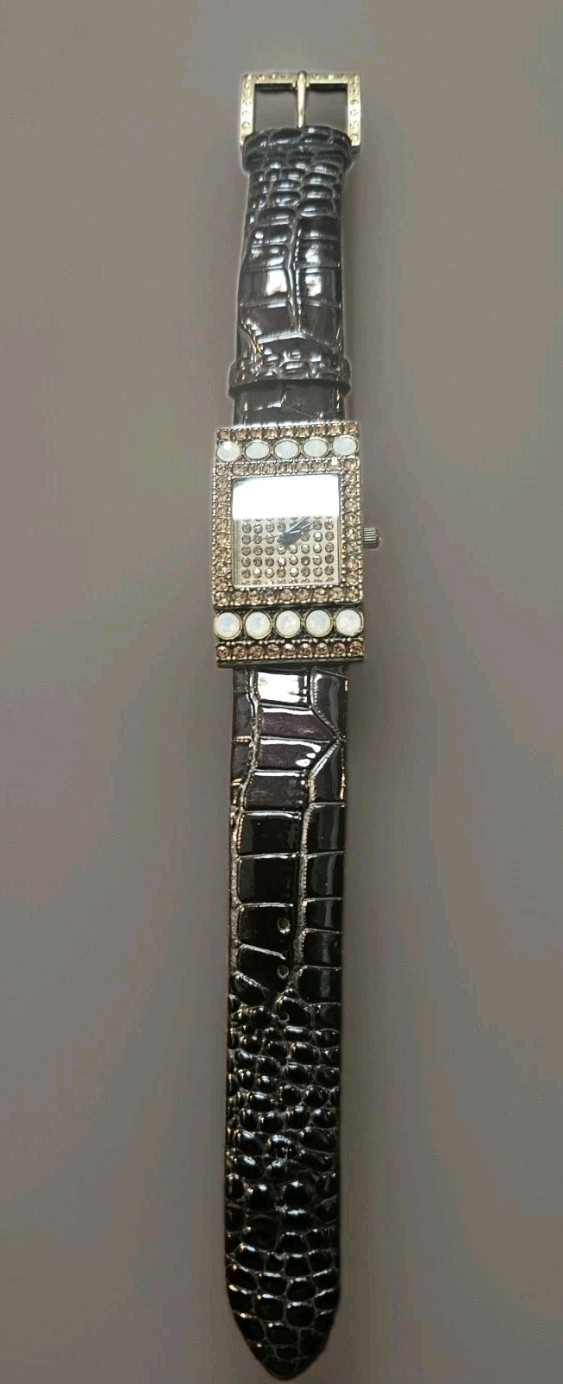Heidi Daus Quartz Watch 6.5-8.5 In Length in Working Order