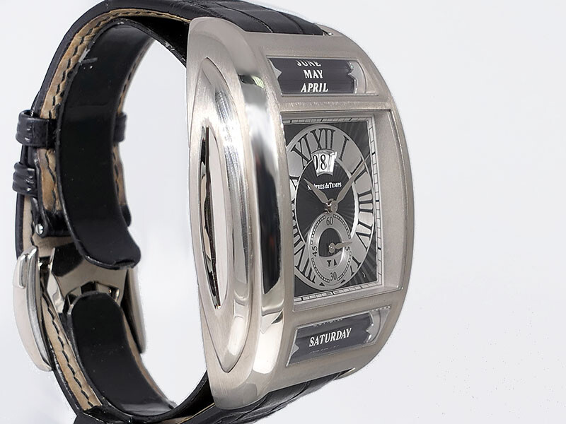 Maitres du Temps Chapter 2 Triple Calendar C2T.00.21121 18k Gold $110,000 LNIB