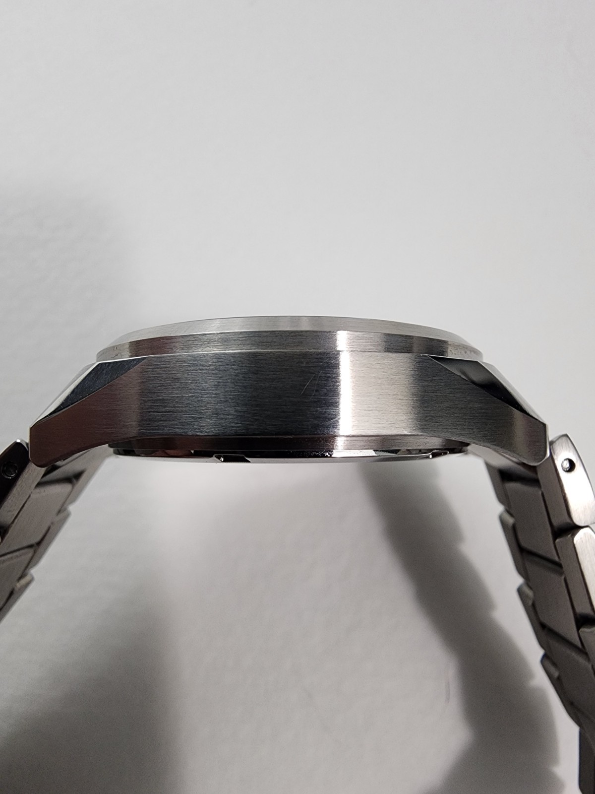 TechnoMarine Ocean Quantum TM-318109 Women’s 36mm Quartz Watch with Box
