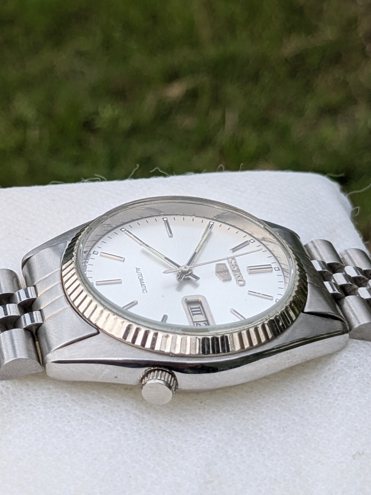 Vintage Seiko 5 Automatic Day/Date 7009-3171 Men’s watch Japan