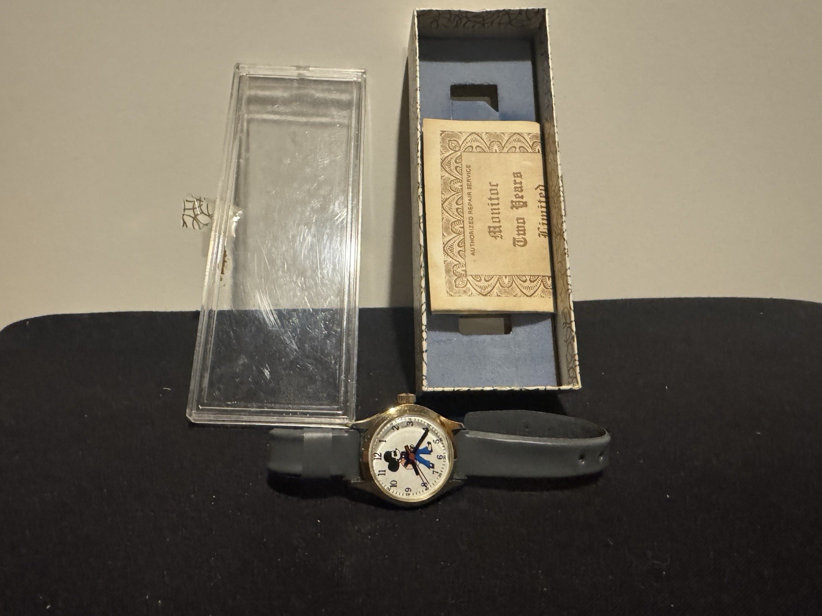 The selected object is a Vintage Bradley mouse watch (Mickey??)