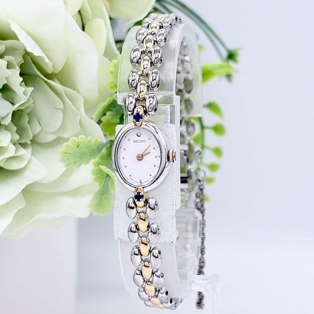 SEIKO 1E20 6160 Oval 2P Color Stone Quartz Watch