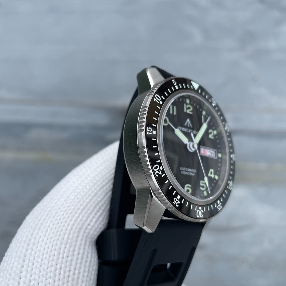 Steeldive Steelflier SF787, Classic Pilot, NH36, Sapphire, Lume, Diving, Rubber