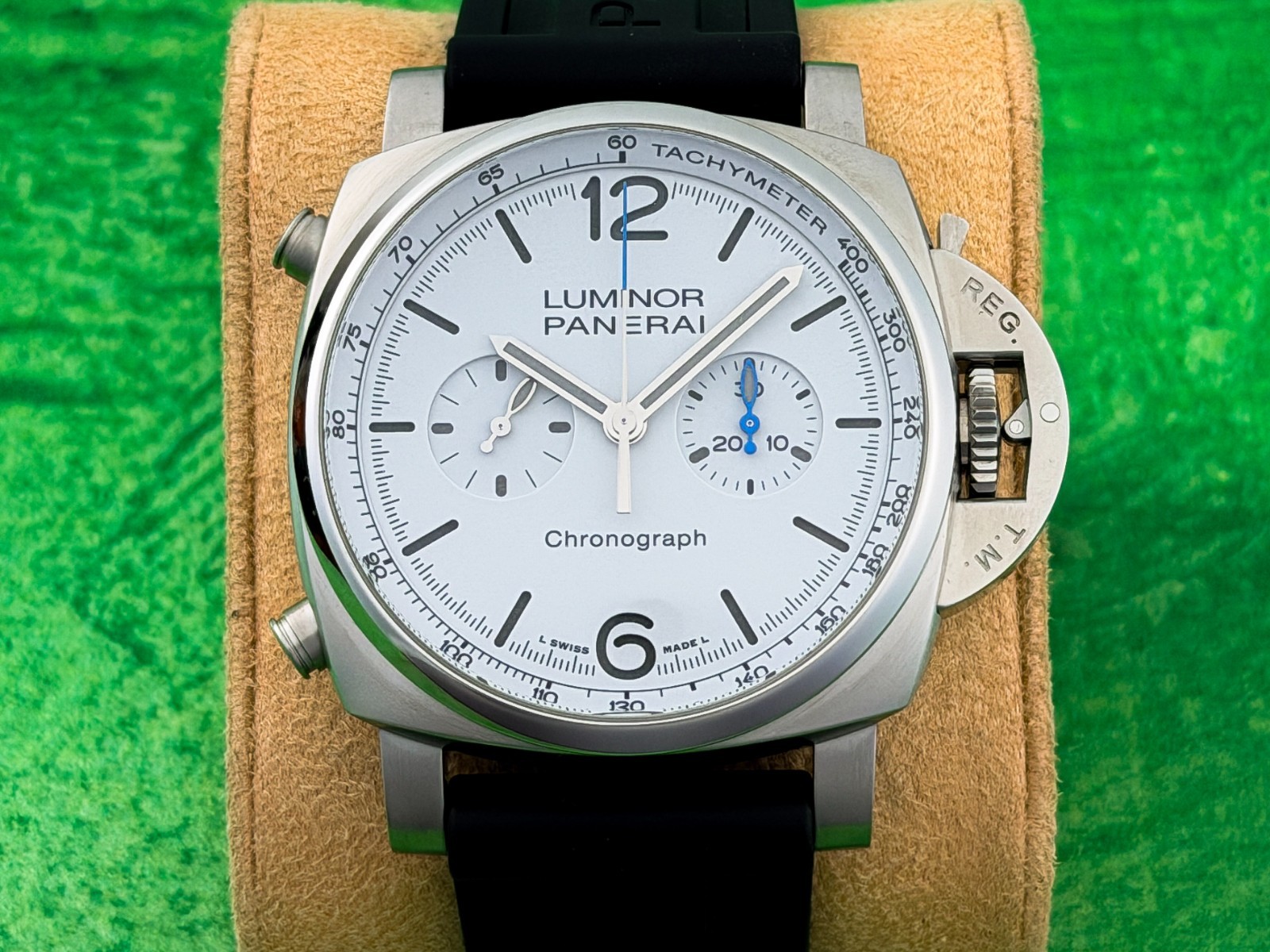 Panerai Luminor Chronograph White Dial 44mm – Ref PAM 01218 – Complete set 2024