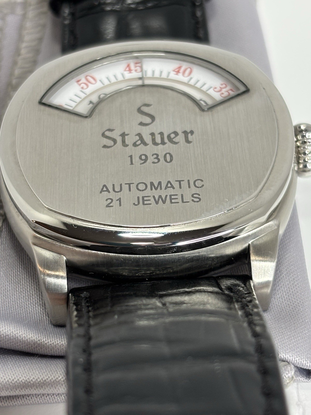 Stauer 1930 Dashtronic Men’s Watch Cotswold Genuine Leather Band Black Works
