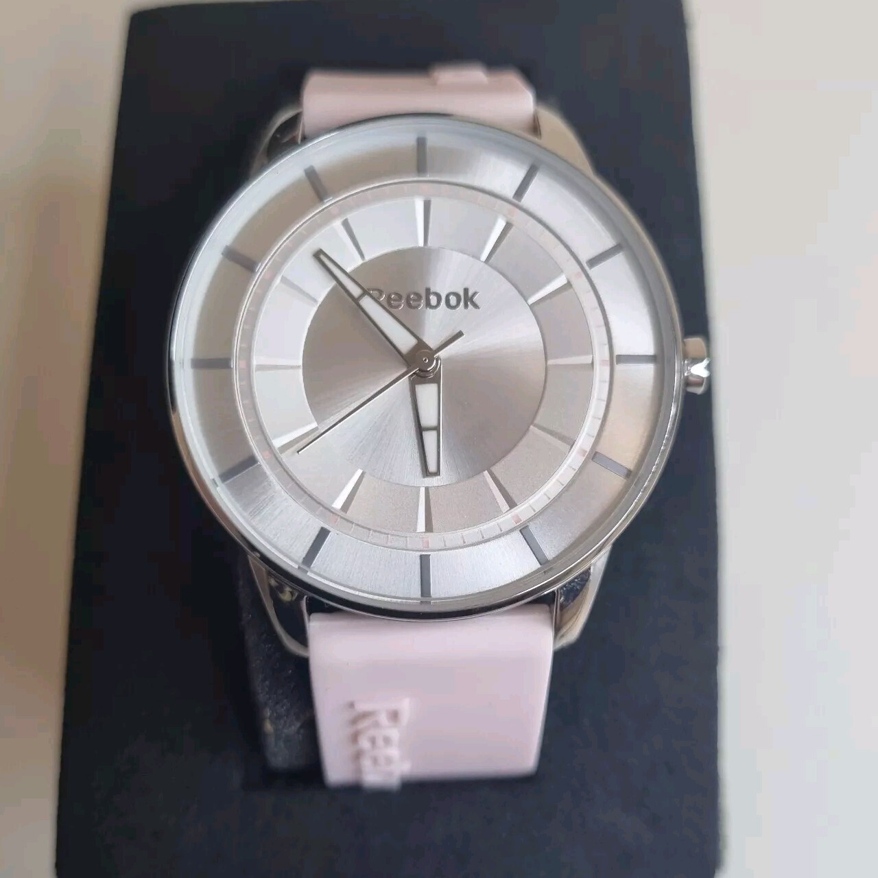 Reebok Kaleido Silver & Pink Women’s Wrist Watch RF-KAL-L2-S1IQ-1Q New Old Stock
