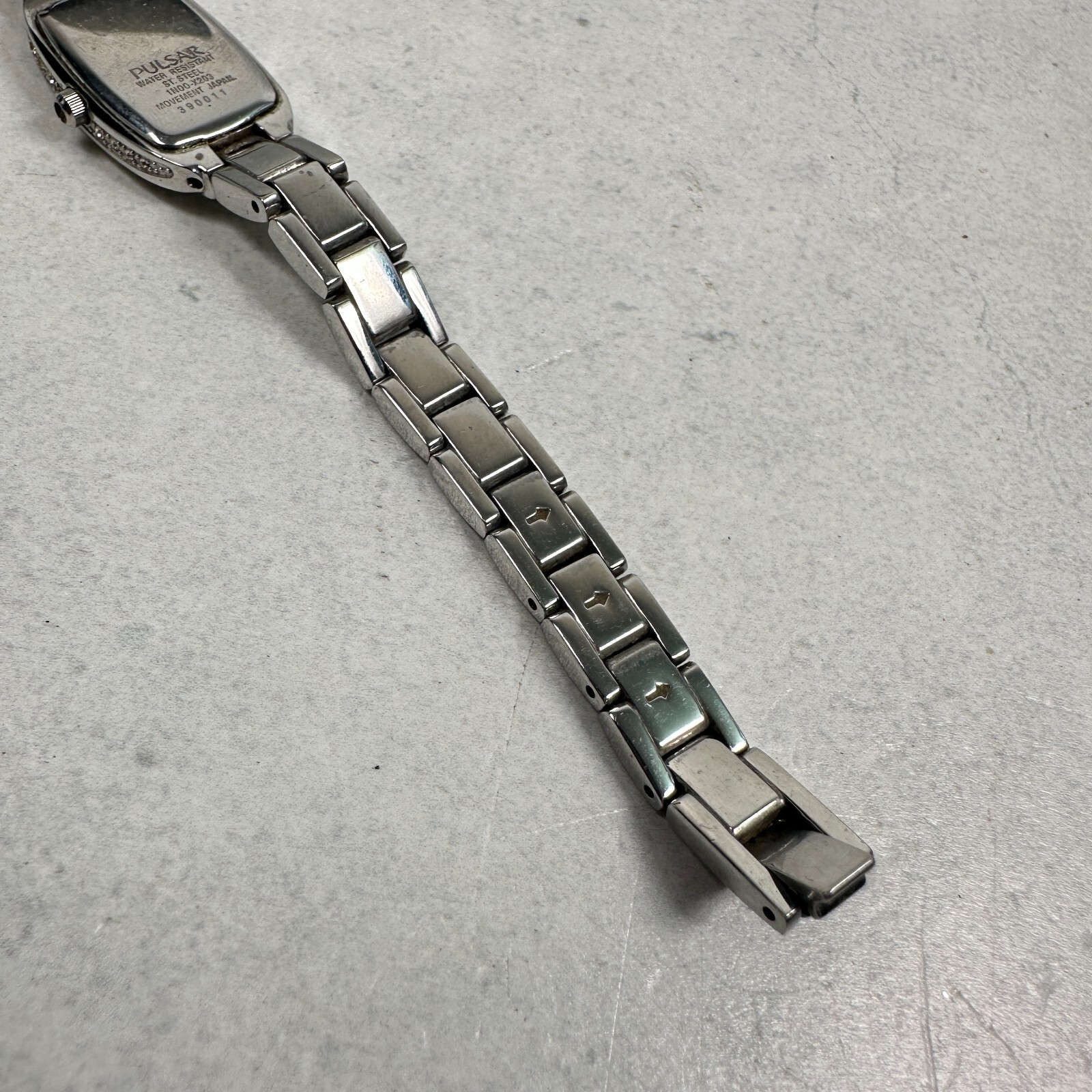 Pulsar Watch Womens 16mm Rectangle Pave Bezel Dial Case Silver Tone New Battery