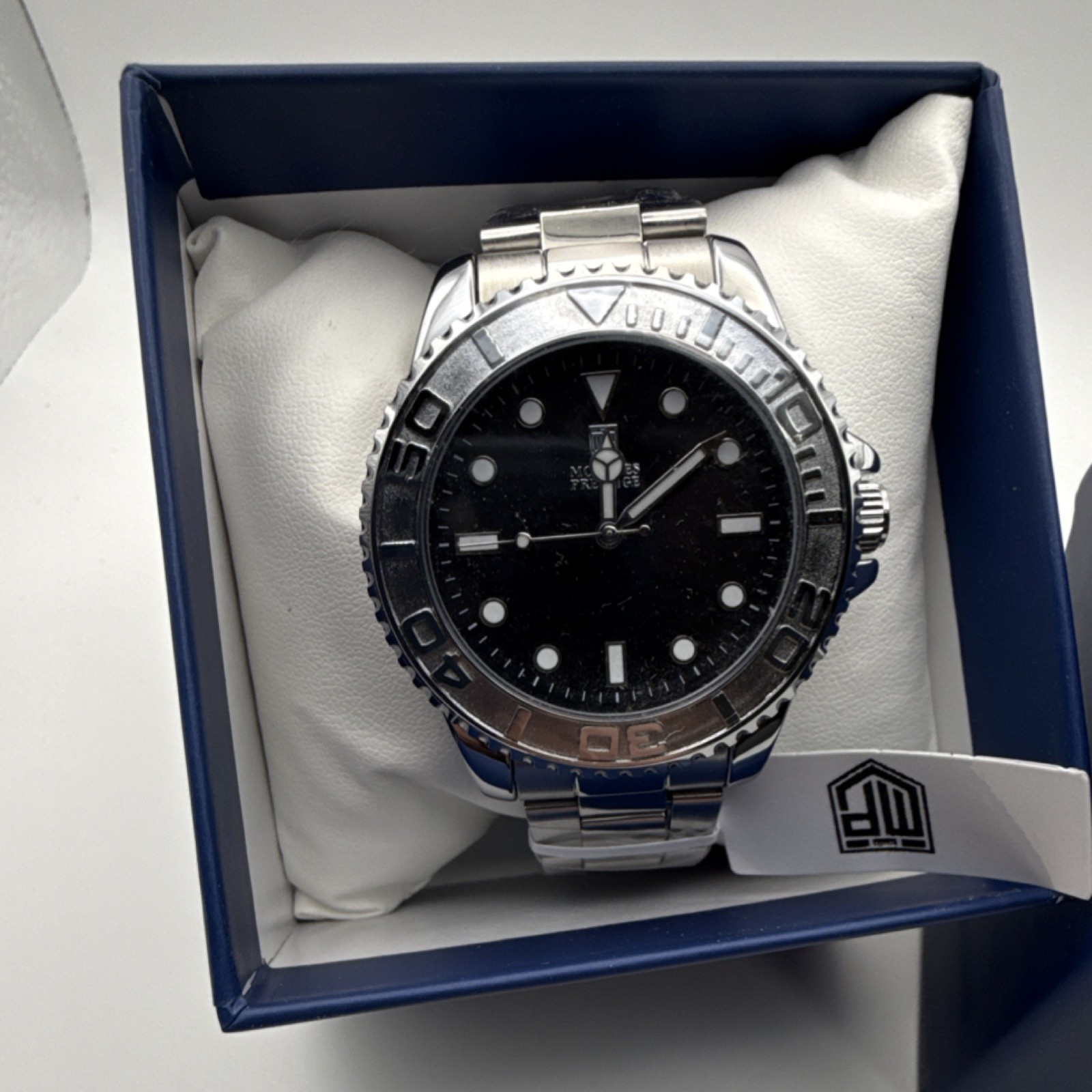 Montres Prestige Men’s Silver Stainless Steel Black Dial Dot Baton Indexes Watch