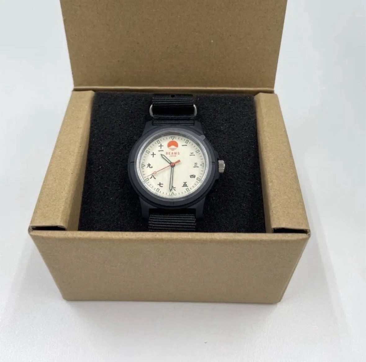 BEAMS Japan Original Watch Kanji Numerals Mt. Fuji Design Quartz Limited Ed. New