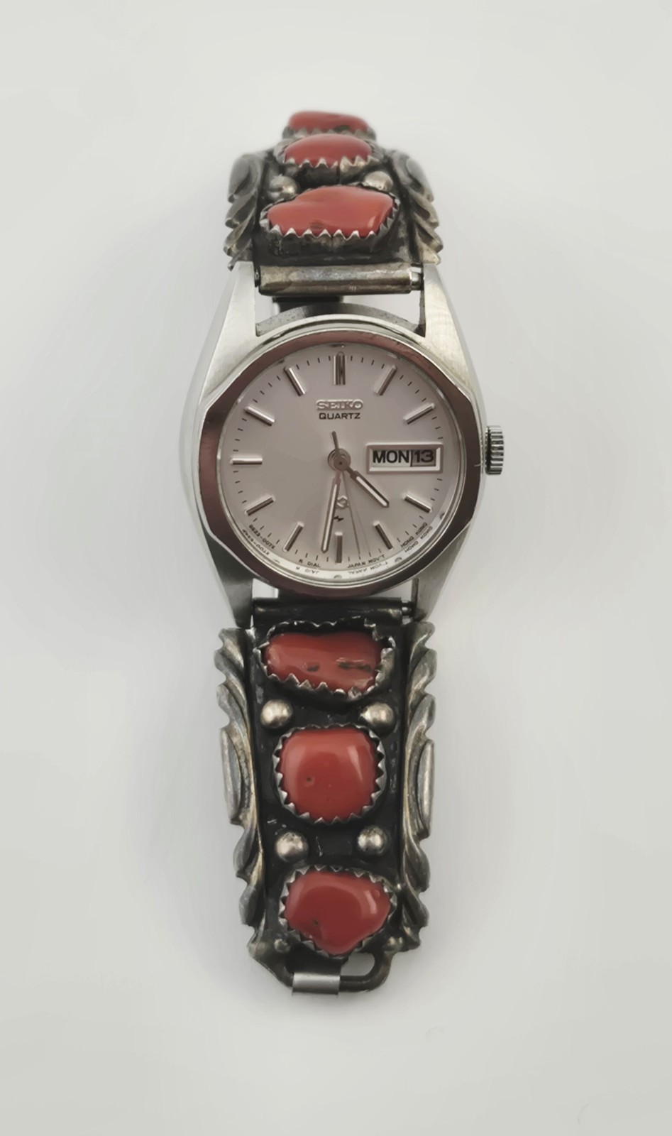 Navajo Sterling Silver Coral Cuff Seiko Quartz Flex Watch D.A. Jim Native – 6″