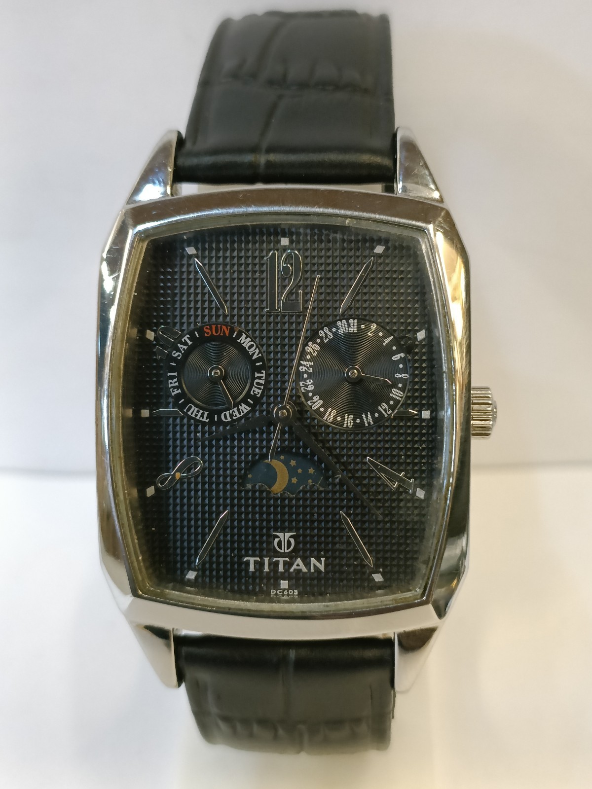 TITAN MULTIFUNCTION MOON-PHASE QUARTZ BLACK DIAL 1617SAB INDIA MEN’S WORKING