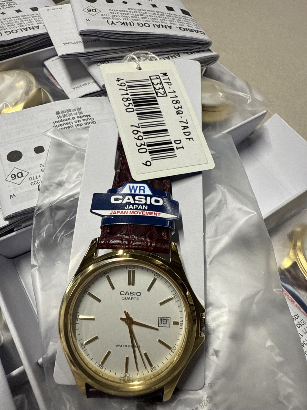 Casio Men’s Watch Quartz White Dial Leather Strap Date Display MTP-1183Q-7A