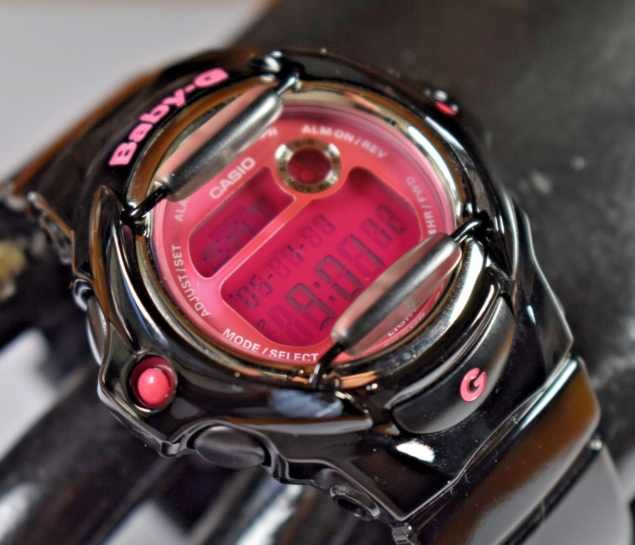 Casio Women’s BG169R (3252) Baby-G Pink/Black Women’s Watch NEW BATTERY!